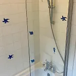 Bed & Breakfast The Waves 4*