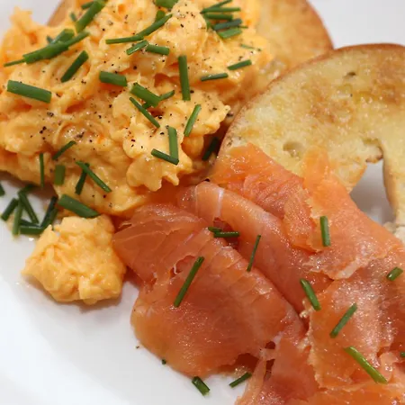 Oda ve Kahvaltı The Waves 4*