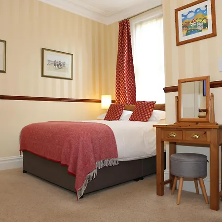 Bed & Breakfast The Waves Scarborough