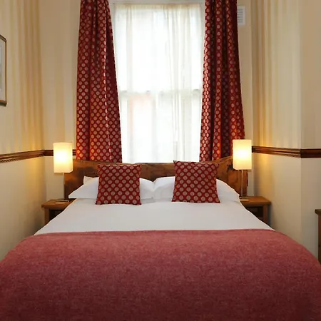 Bed & Breakfast The Waves 4*