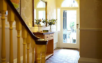 The Waves Bed & Breakfast